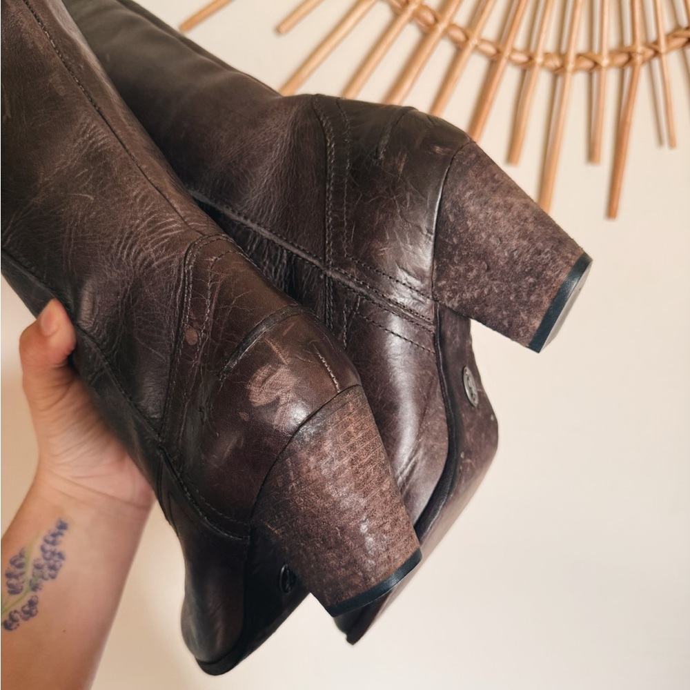 Vintage Frye Renee Boots - Picture 5 of 10